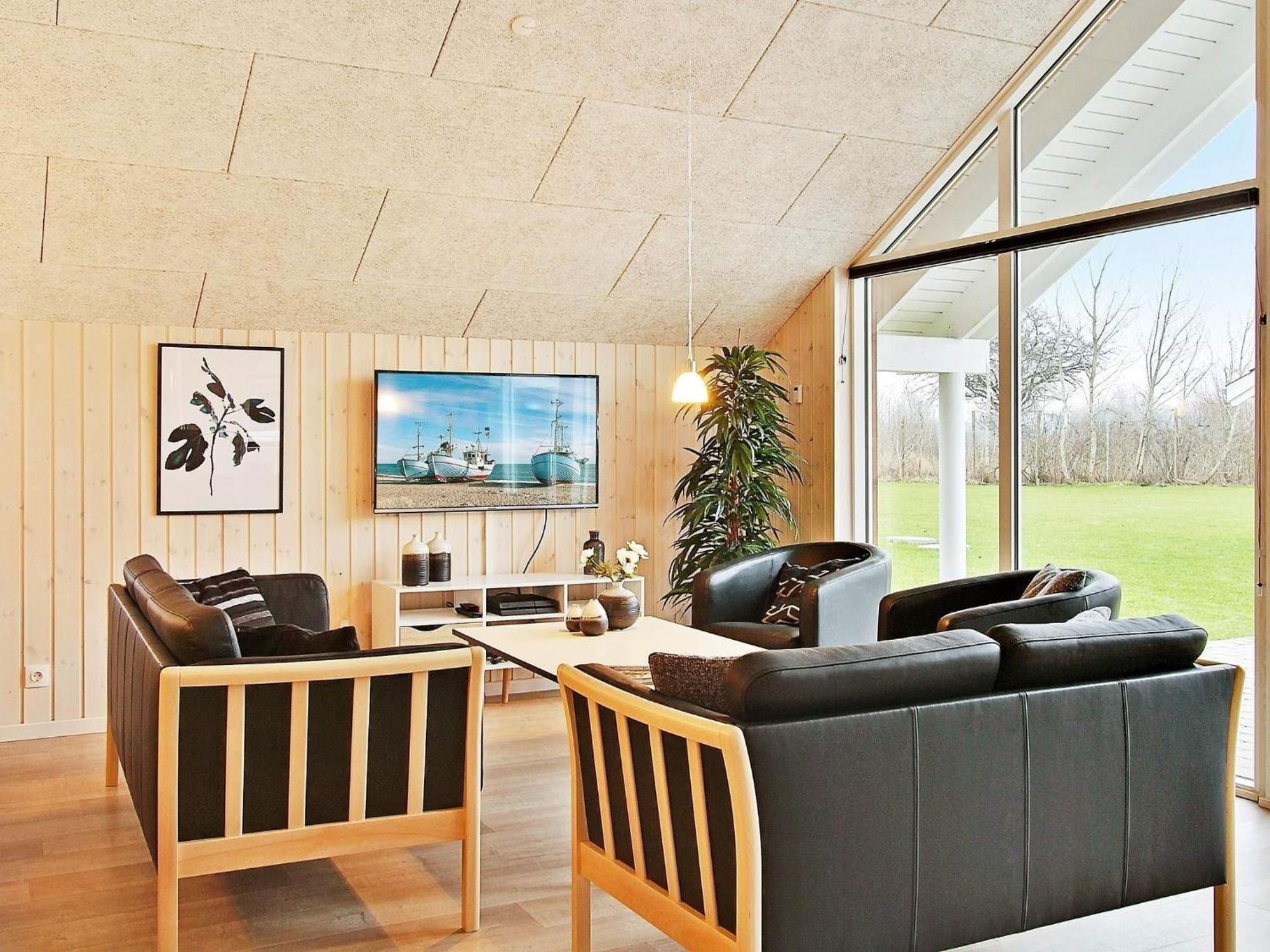 12 Person Holiday Home In Hasselberg คัพเพล์น ภายนอก รูปภาพ